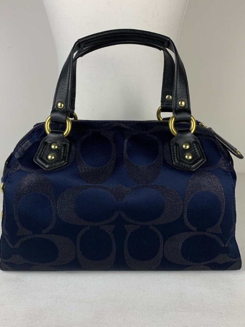Coach Navy Blue Signature Handbag with Gold Hardware - Stylish & Luxe Accessory - Picture 2 of 8